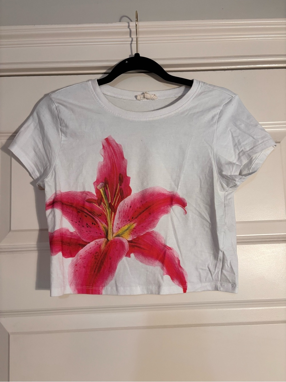 white baby tee with pink flower size m